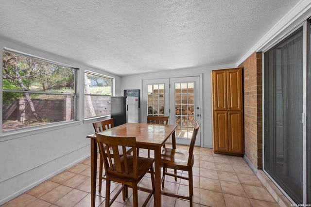 1310 CAROL ANN DR, Kerrville, TX 78028