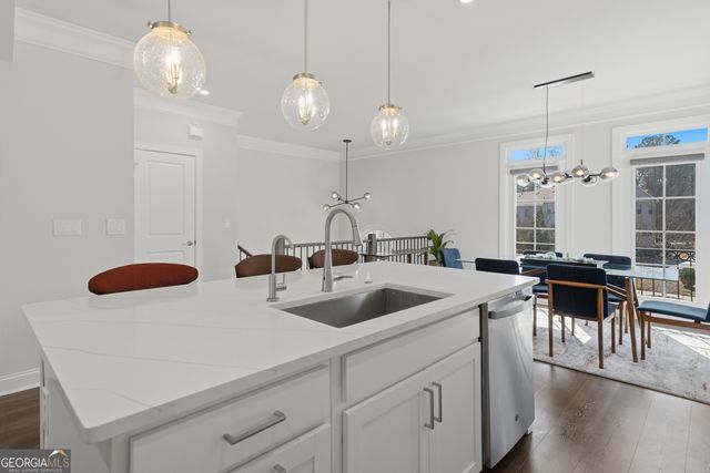 3001 Park Avenue, Roswell, GA 30076