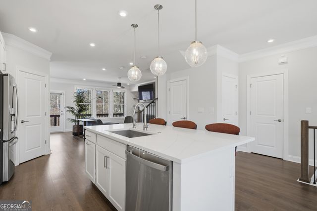 3001 Park Avenue, Roswell, GA 30076