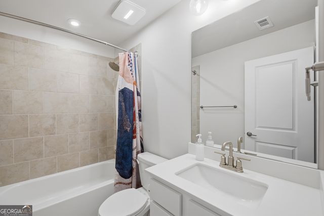 3001 Park Avenue, Roswell, GA 30076