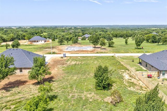 1952 Cattle Drive, Guthrie, OK 73044