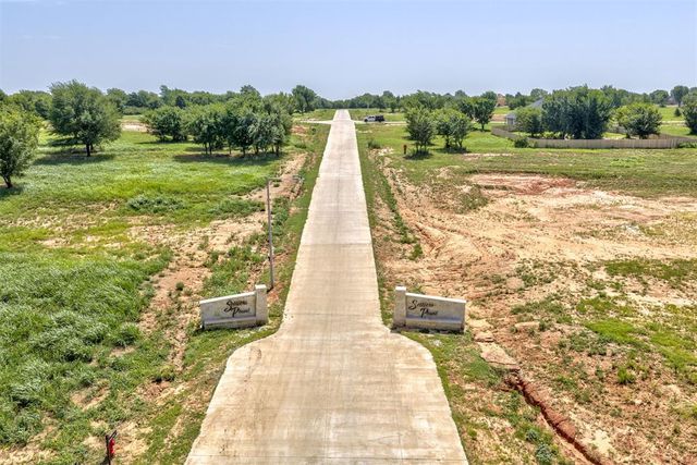 1952 Cattle Drive, Guthrie, OK 73044