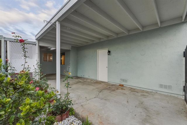 3592 Boussock Lane, Oceanside, CA 92057