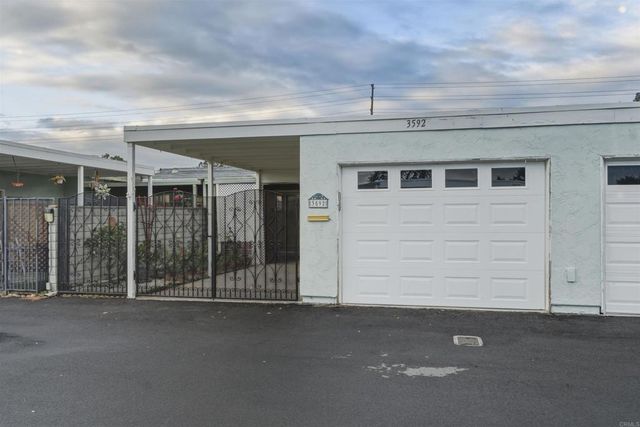 3592 Boussock Lane, Oceanside, CA 92057