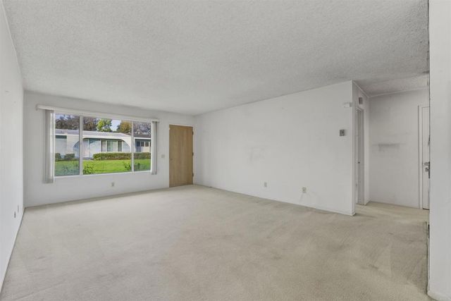 3592 Boussock Lane, Oceanside, CA 92057