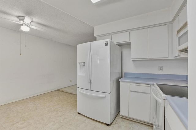 3592 Boussock Lane, Oceanside, CA 92057