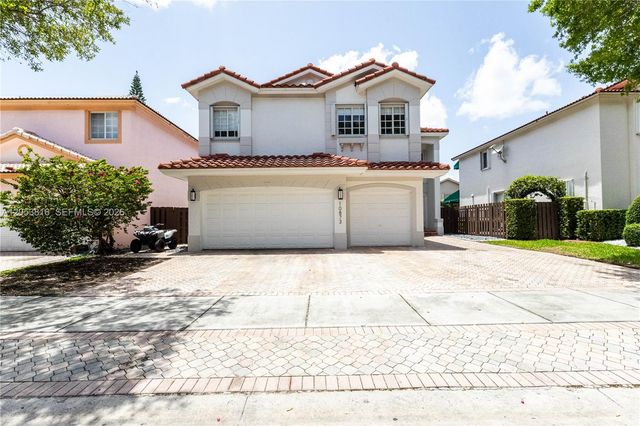 10873 NW 71st St, Doral, FL 33178