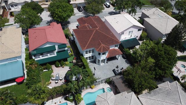 10873 NW 71st St, Doral, FL 33178