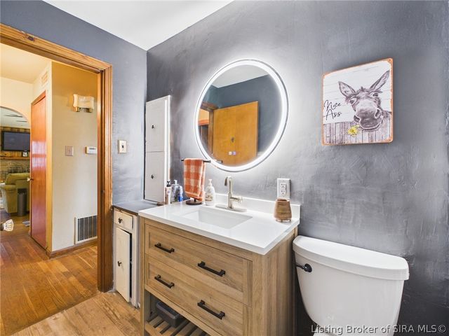 1738 Lynnwood Drive, New Albany, IN 47150