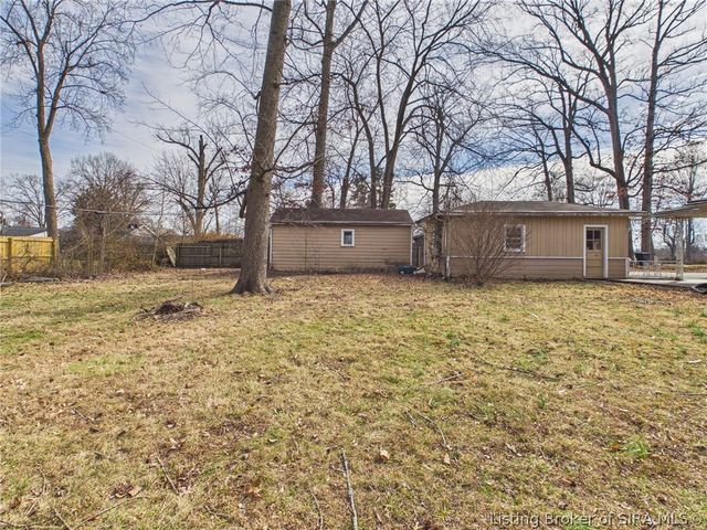 1738 Lynnwood Drive, New Albany, IN 47150