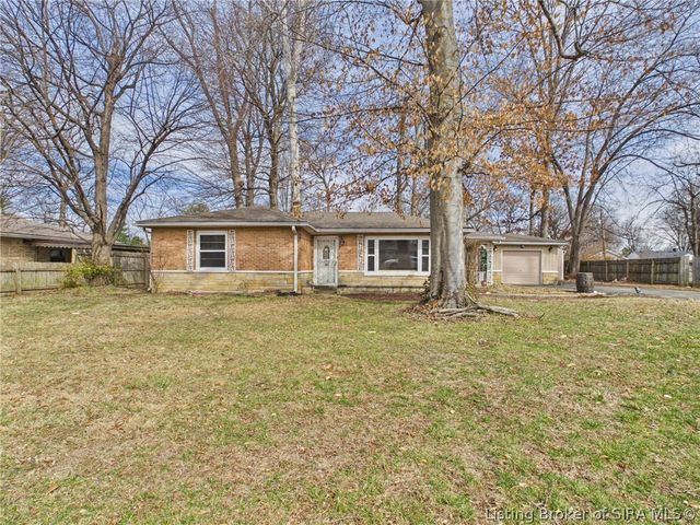 1738 Lynnwood Drive, New Albany, IN 47150