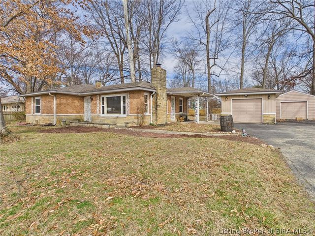 1738 Lynnwood Drive, New Albany, IN 47150