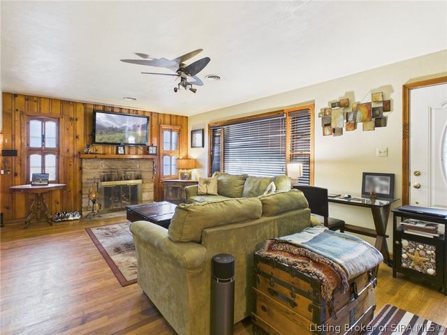 1738 Lynnwood Drive, New Albany, IN 47150