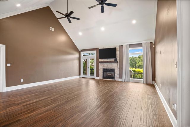 4105 Sage Meadows Boulevard, Jonesboro, AR 72405