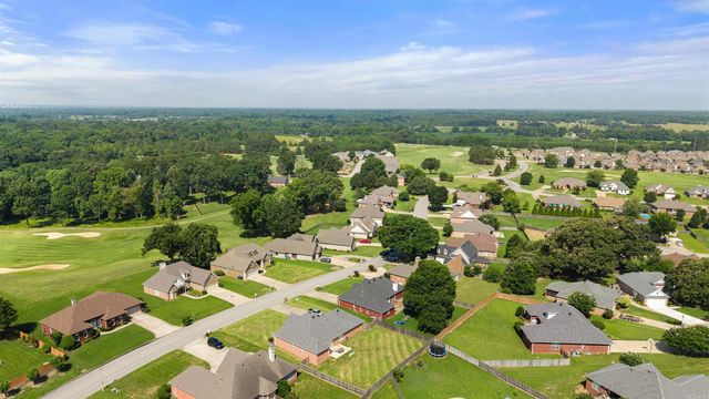 4105 Sage Meadows Boulevard, Jonesboro, AR 72405