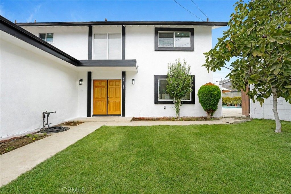 13260 Winfield, Panorama City, CA 91402 — exterior