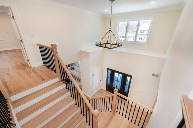 19 West Dr, Fairfield Twp., NJ 07004