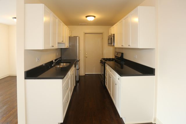 4654 N Malden Street 2, Chicago, IL 60640