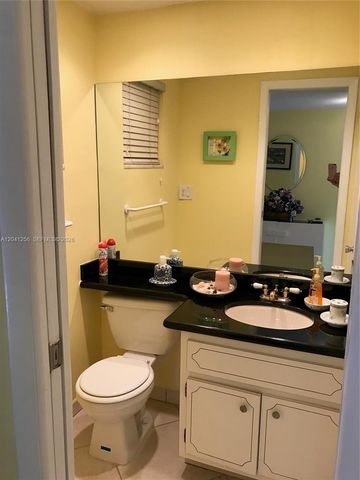 3199 S Ocean Dr 402, Hallandale Beach, FL 33009