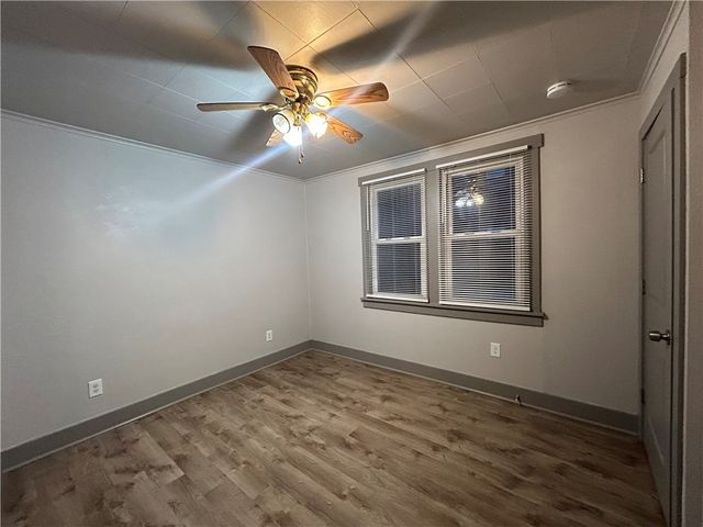 2225 Hampton St, Swissvale, PA 15218