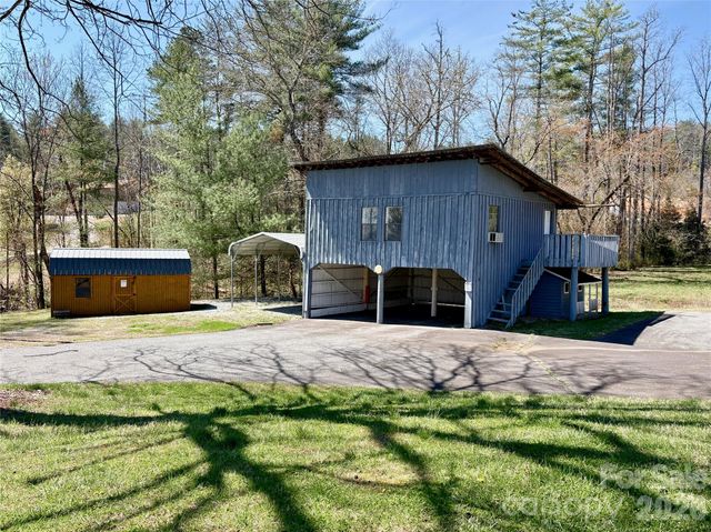 4366 Lynn Martin Lane, Lenoir, NC 28645