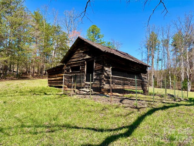 4366 Lynn Martin Lane, Lenoir, NC 28645
