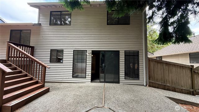 13807 173rd Avenue NE, Redmond, WA 98052