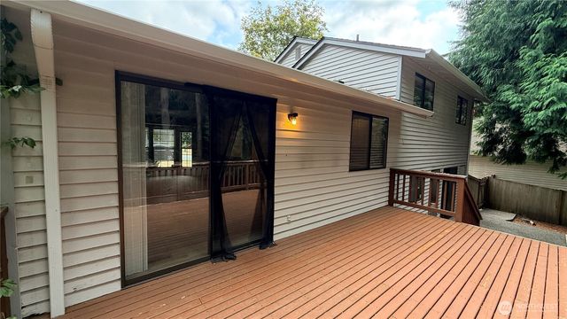 13807 173rd Avenue NE, Redmond, WA 98052