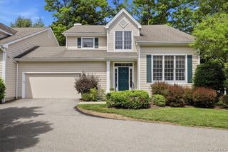 15 Old Town Crossing, Mount Kisco, NY 10549