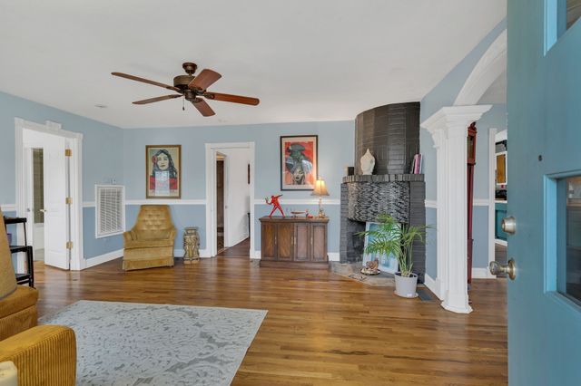 118 East Due West Avenue, Madison, TN 37115