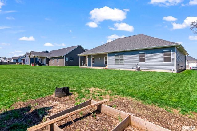 4604 Shalegh Avenue, Springfield, IL 62711