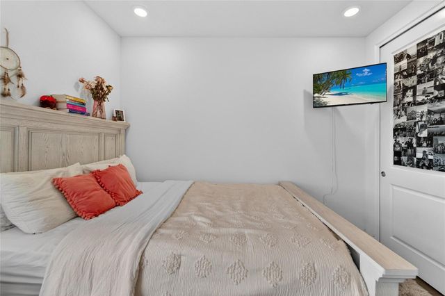 1108 SEAGRAPE DRIVE, Ruskin, FL 33570