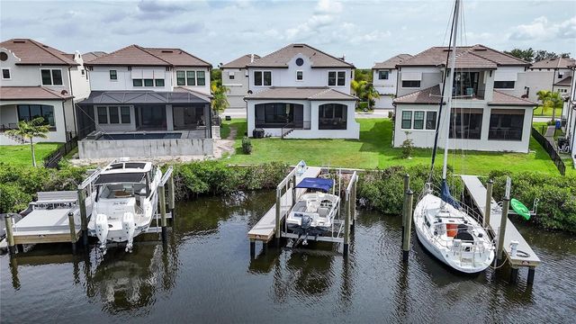 1108 SEAGRAPE DRIVE, Ruskin, FL 33570