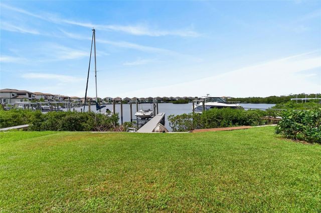 1108 SEAGRAPE DRIVE, Ruskin, FL 33570
