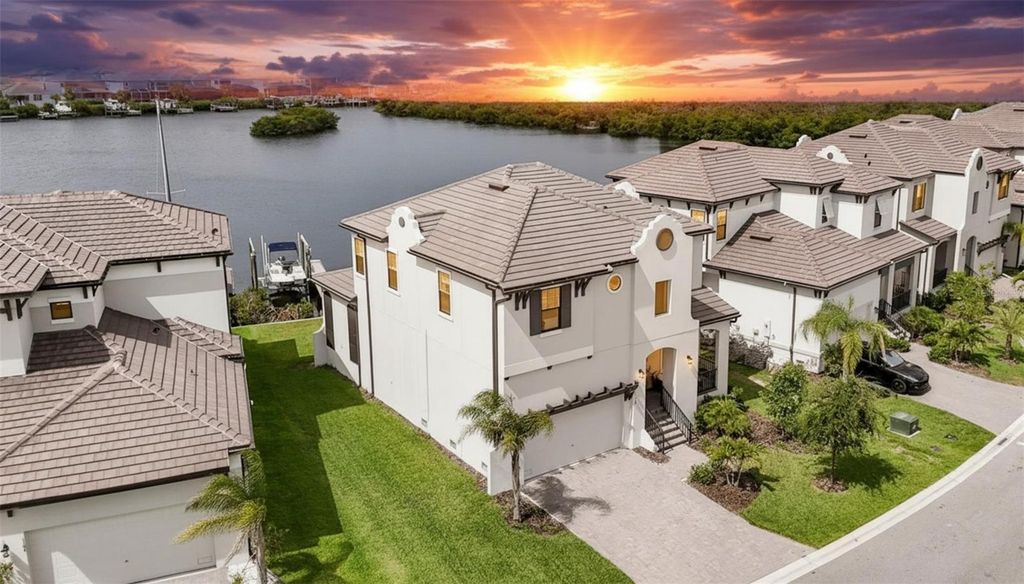 1108 SEAGRAPE DRIVE, Ruskin, FL 33570
