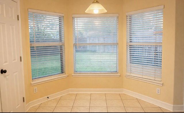4927 Tallow Cove Drive, Baytown, TX 77521