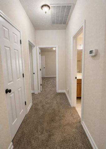 4927 Tallow Cove Drive, Baytown, TX 77521