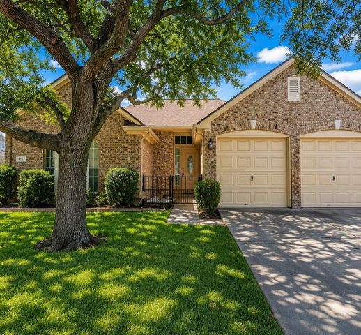 4927 Tallow Cove Drive, Baytown, TX 77521
