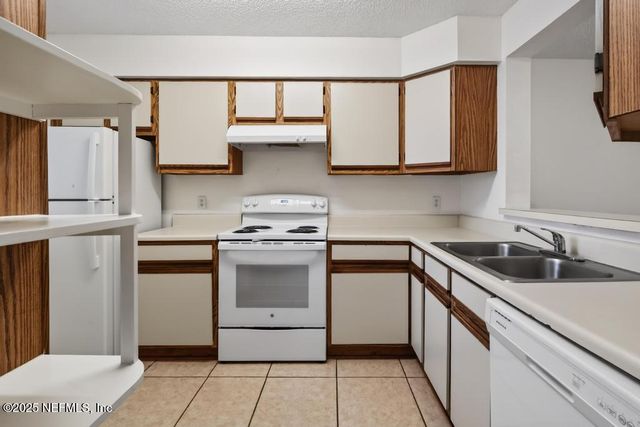 10 MOULTRIE CREEK Circle, St. Augustine, FL 32086