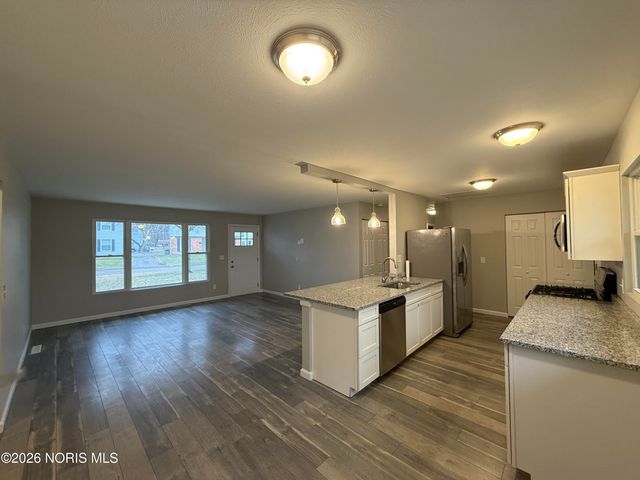 3234 Elmview Drive, Toledo, OH 43613