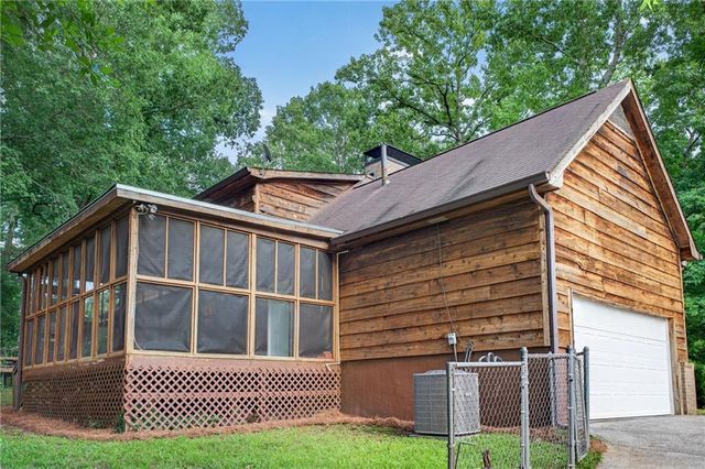 2274 Camden Court, Jonesboro, GA 30236
