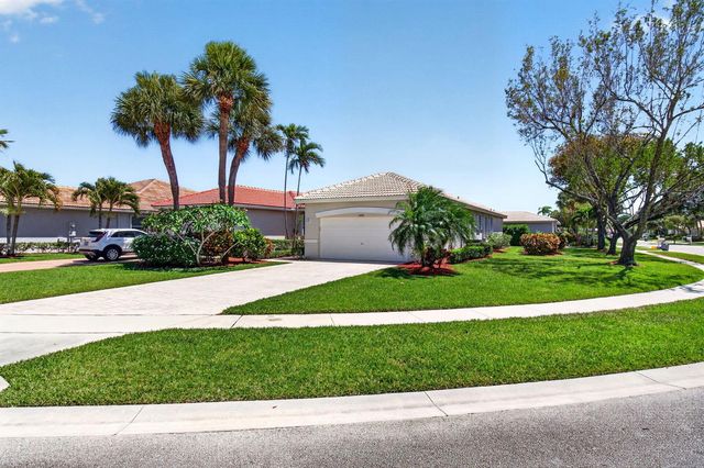 10641 Royal Caribbean Circle, Boynton Beach, FL 33437