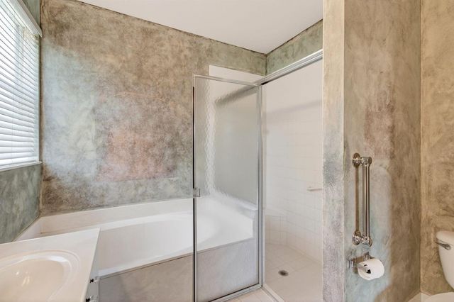 10641 Royal Caribbean Circle, Boynton Beach, FL 33437