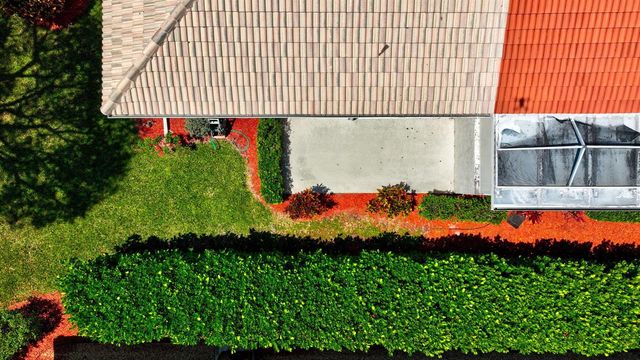 10641 Royal Caribbean Circle, Boynton Beach, FL 33437