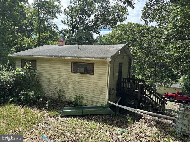 493 GOODE DR, Front Royal, VA 22630