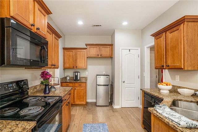 8000 Abington Drive, Locust Grove, GA 30248
