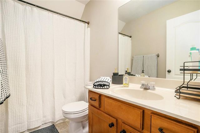 8000 Abington Drive, Locust Grove, GA 30248