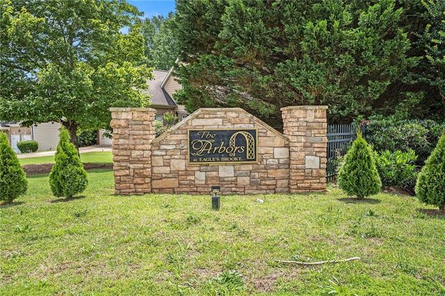 8000 Abington Drive, Locust Grove, GA 30248
