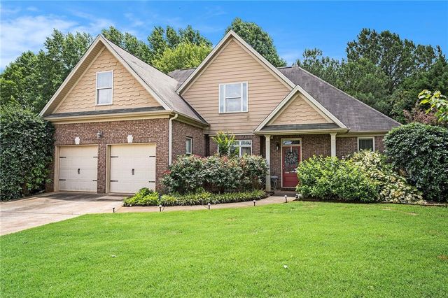 8000 Abington Drive, Locust Grove, GA 30248