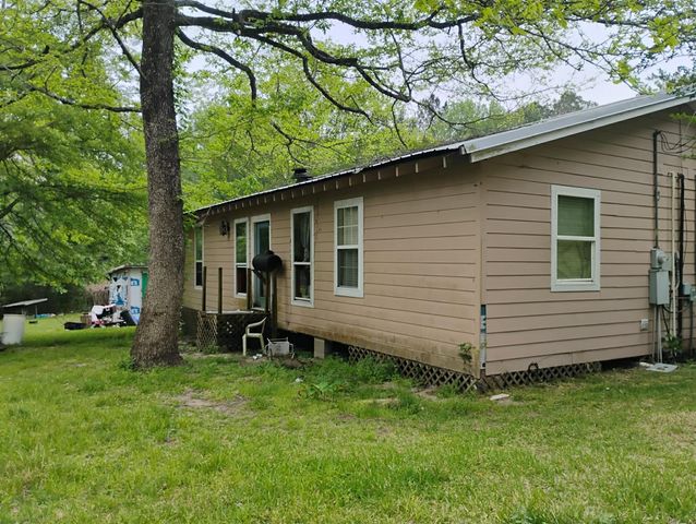 101 Rocky Lane, Livingston, TX 77351